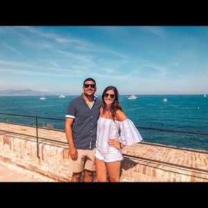 Romeo + Juliet Couture off the shoulder top